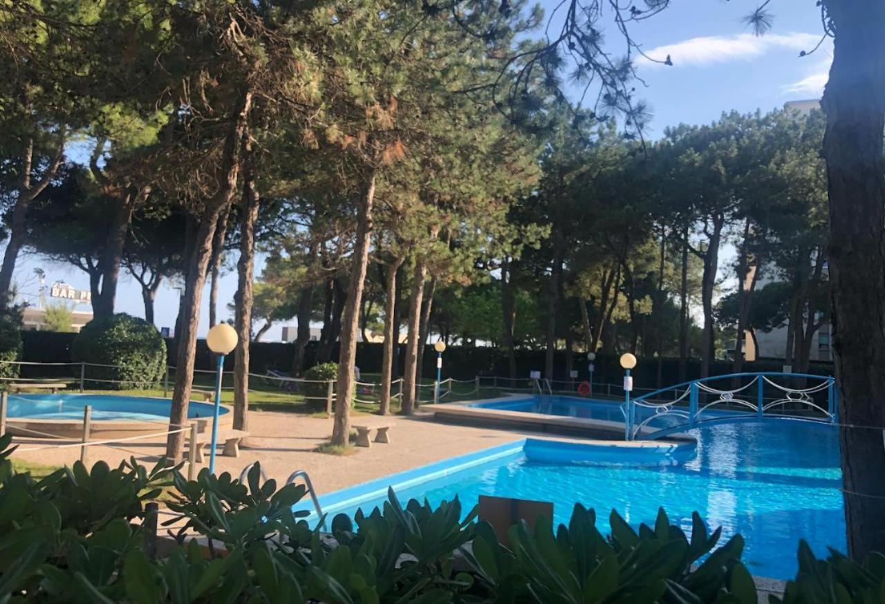 Appartement Splendido Attico, Piscina E Vista Mare à Lignano Sabbiadoro Extérieur photo